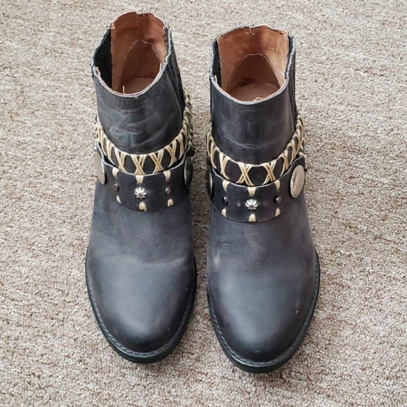 Booties - Picture 3 of 5